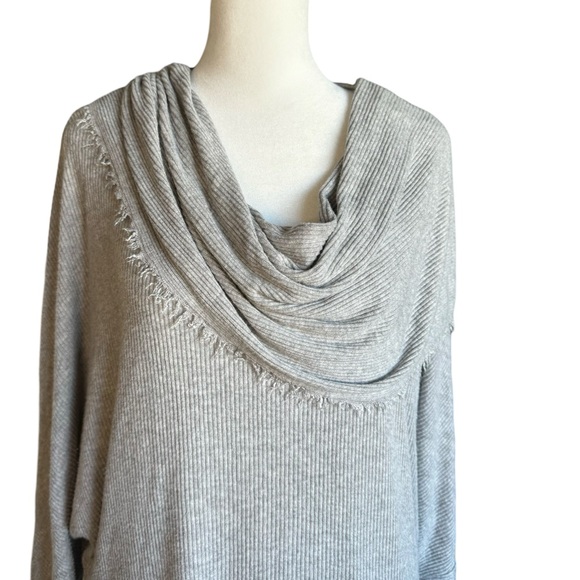 Michael Lauren Sweaters - Gray Cowl Neck Sweater Sz XS/S